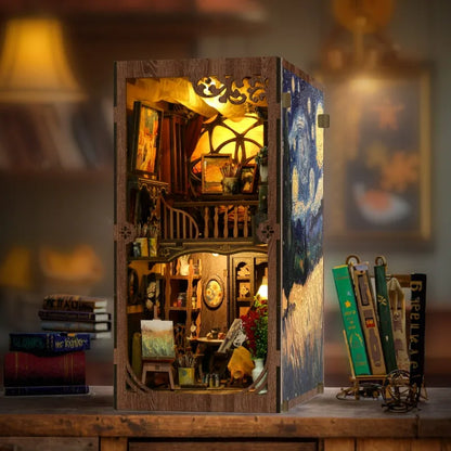 Book Nook – A World Within the Frame