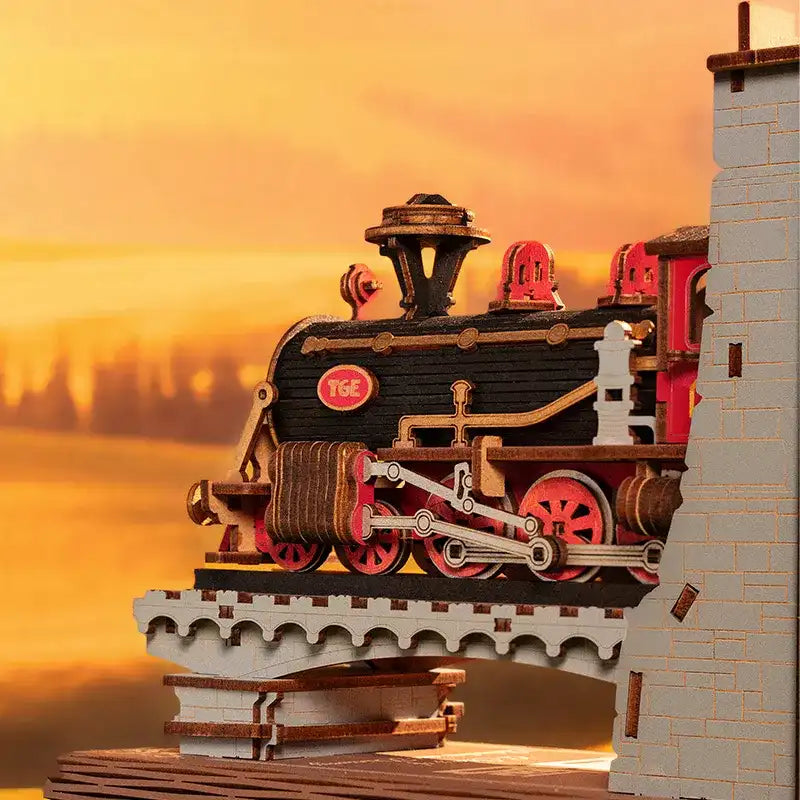 Century Train – DIY Book Nook Kit