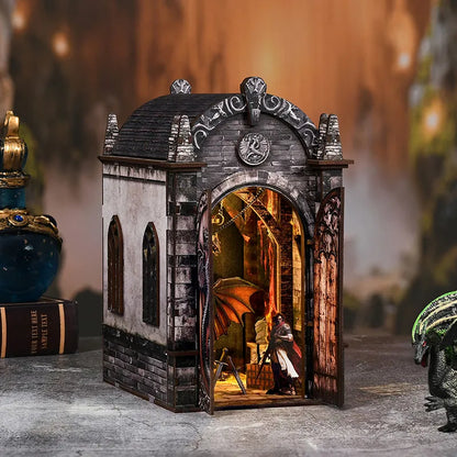 DIY Dragon Wing Book Nook – Dragons Treasure Labyrinth