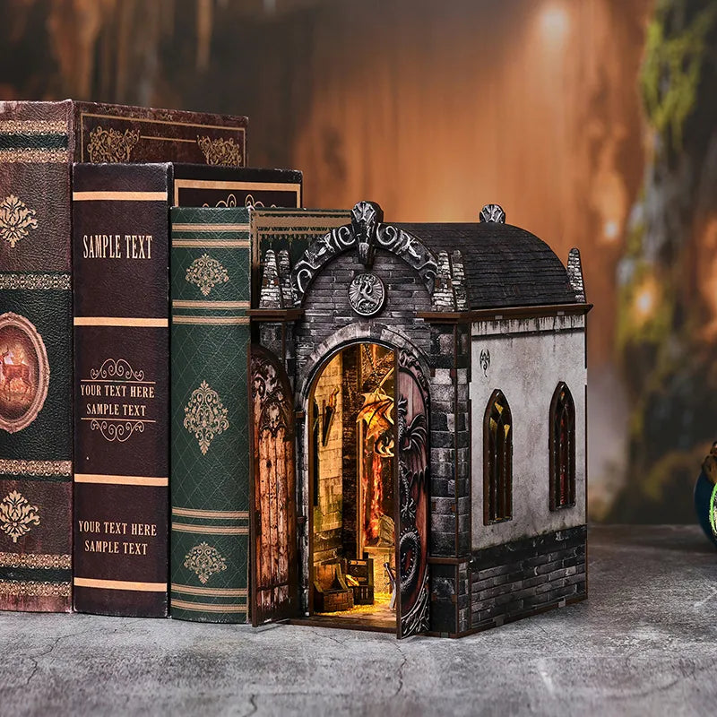 DIY Dragon Wing Book Nook – Dragons Treasure Labyrinth