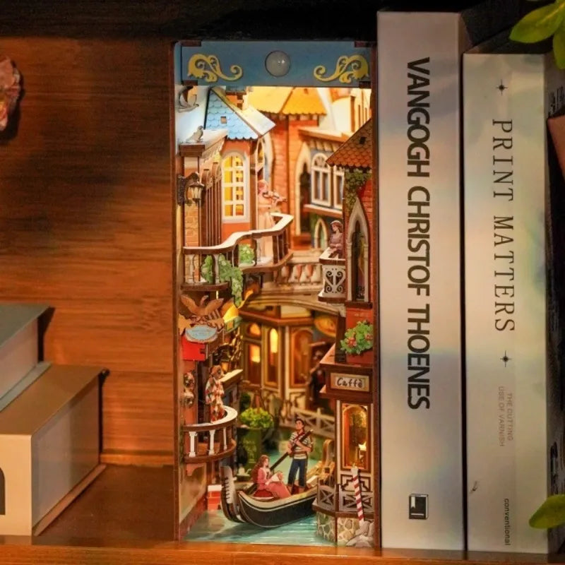 Venetian Dreams – DIY Book Nook Kit