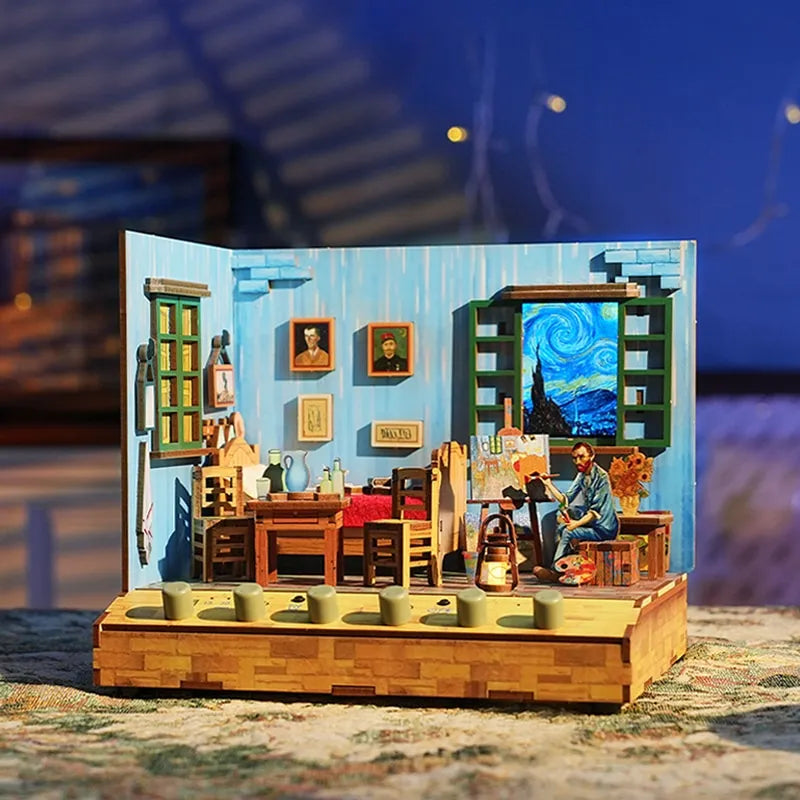 Vincent’s Bedroom – DIY Book Nook Kit