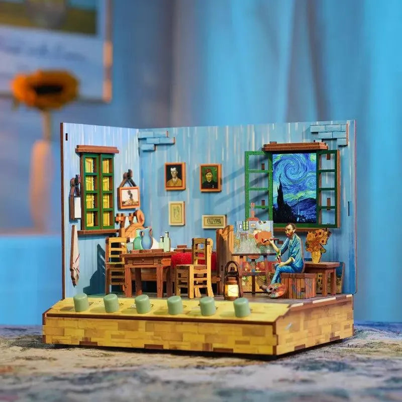 Vincent’s Bedroom – DIY Book Nook Kit